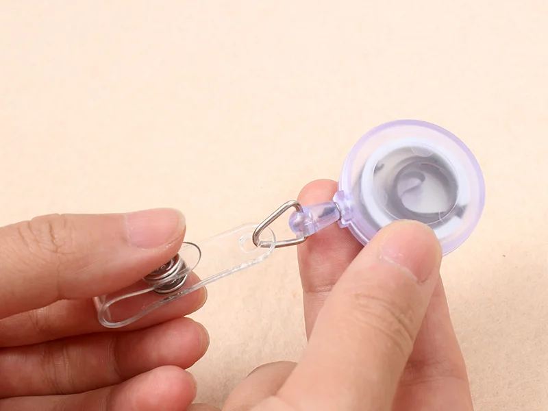 Мультфильм бой мальчик герой выдвижной креативный значок катушка студентов медсестры девушка выставка Enfermera имя карты грудь медведь держатель карты