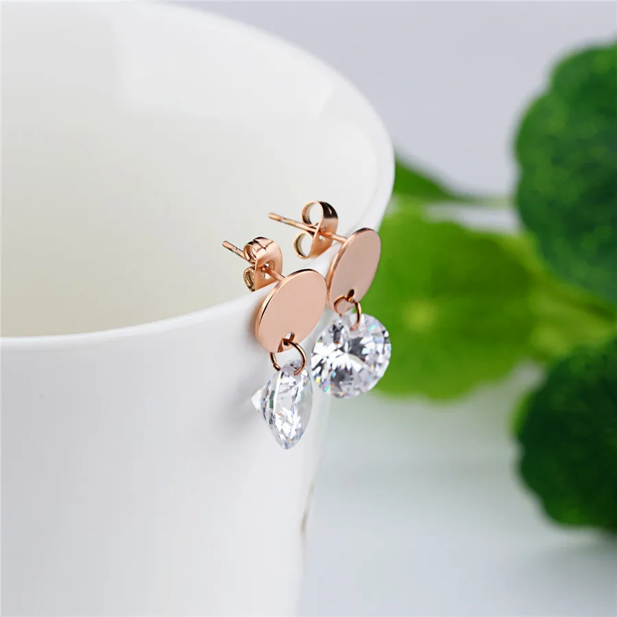 SAUVOO модные маленькие серьги-гвоздики из нержавеющей стали для женщин цвета