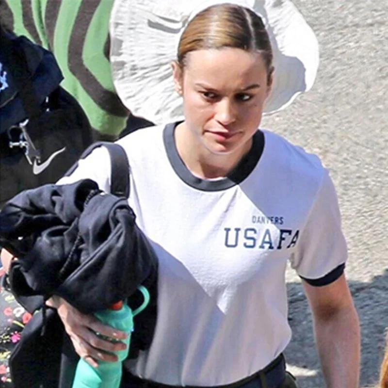 Потрясающая одежда капитана с тем же абзацем летающая футболка Marvel короткими