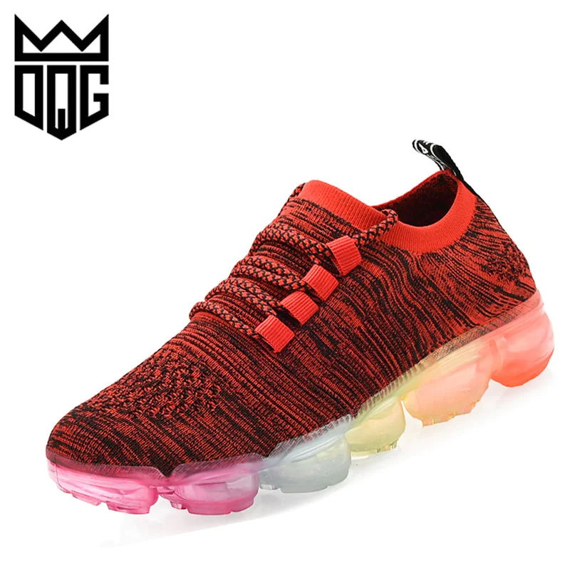 DQG Men Running Shoes Breathable Mesh Sports Jogging Sneakers Outdoor Lightweight Walking Athletic Trainning |