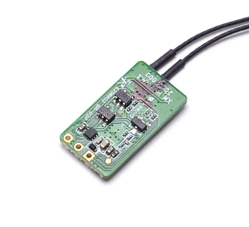 Оригинальный мини приемник Frsky XM + PLUS 16 каналов для внутреннего FPV маленький