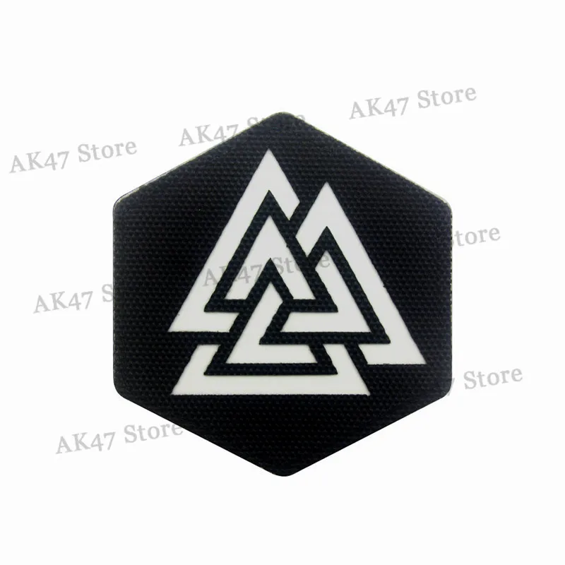 Valknut Знак Тора ворона узел Triskelion Vegvisir Knoton руля трепет Valknut боевой дух военный тактический Викинг норвежский аппликация значок патч - Цвет: Valknut