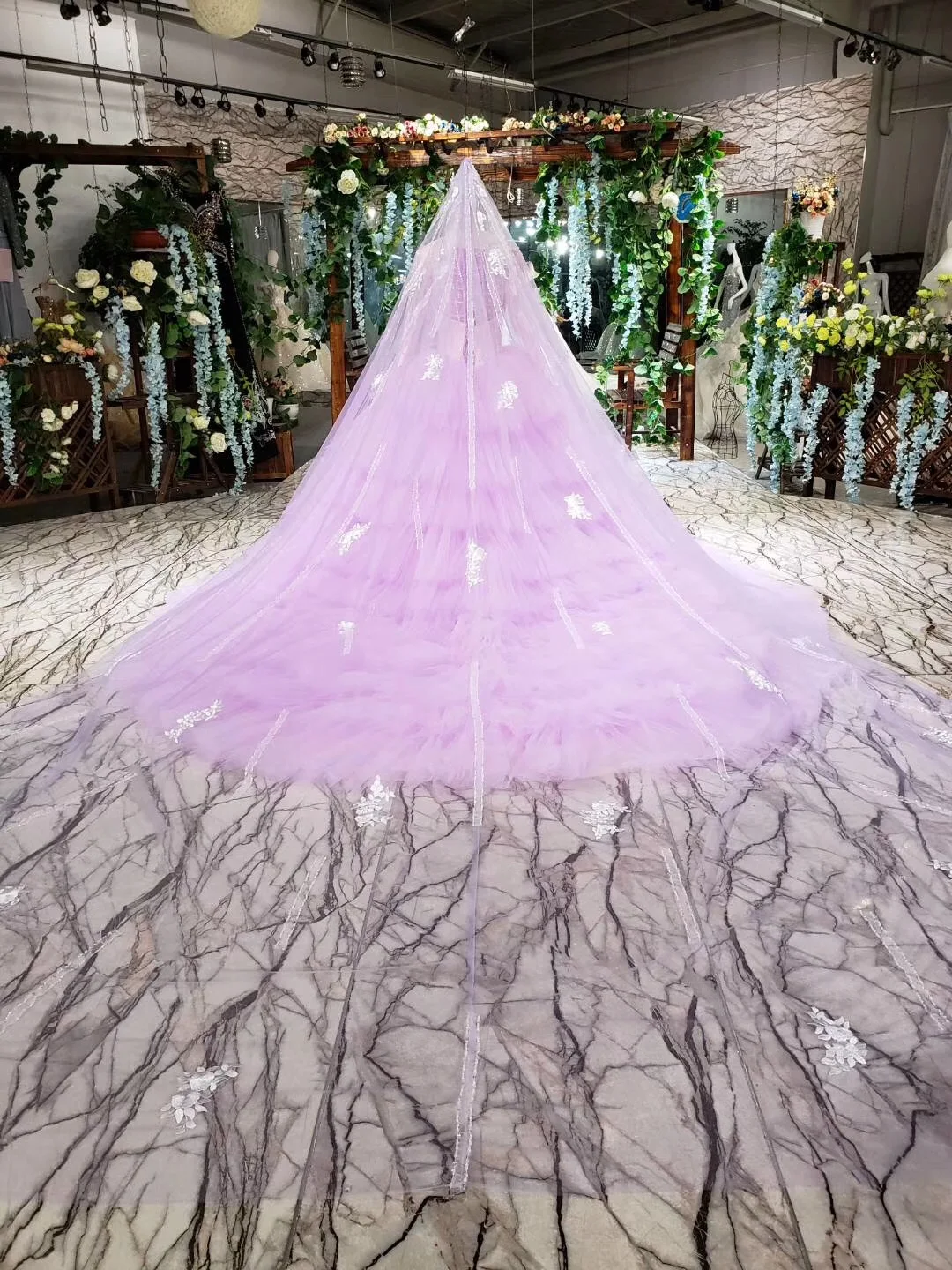 

Purple Wedding Party Dress High Neck Cap Sleeve Open Back Lace Appliques Cake Skirt Style Prom Dress More Layers Princess Dress