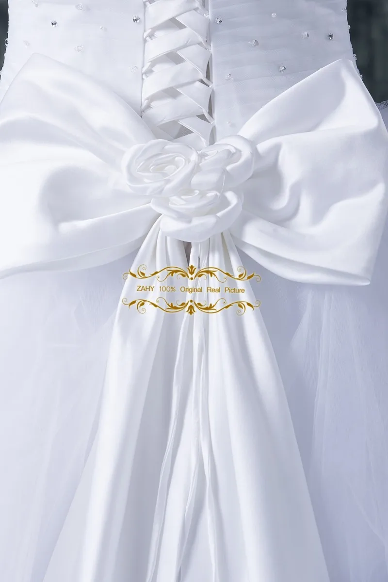 

Charming White Tulle Strapless Wedding Dress Ball Gown Floor-Length Tiered Sweep Train Vestidos De Noiva Bridal Gown AN033