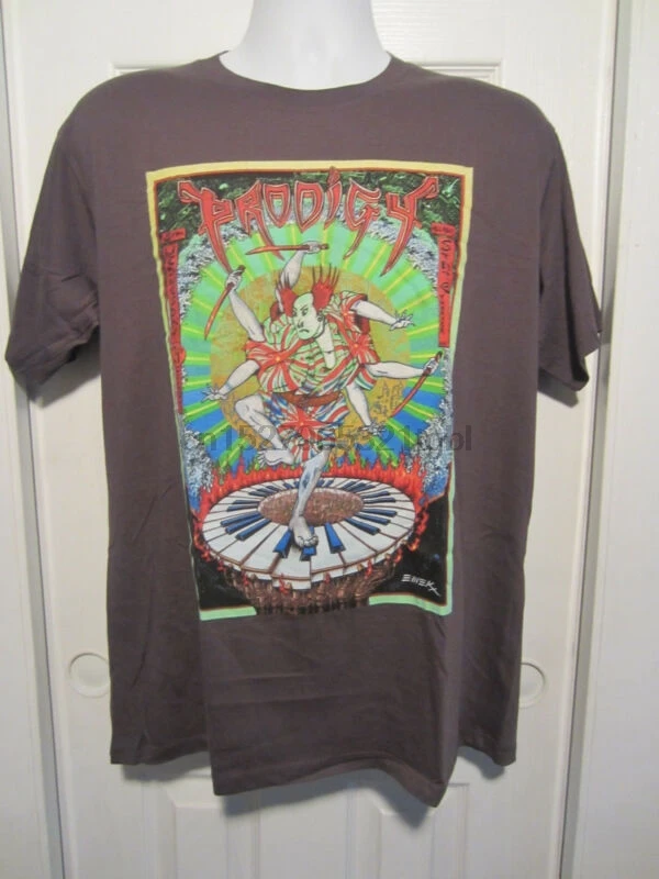 Популярная футболка NWOT |