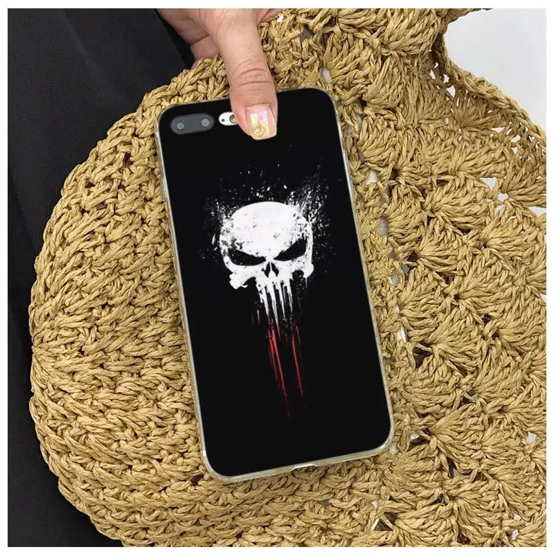 Aiboduo Каратель Череп прозрачный край coque чехол для Apple iPhone 5S 6 6plus 6s 7 8 7plus 8plus XR X XS