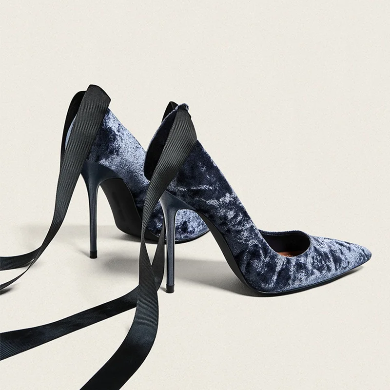 Женские бархатные туфли лодочки на шнуровке с острым носком модные офисные