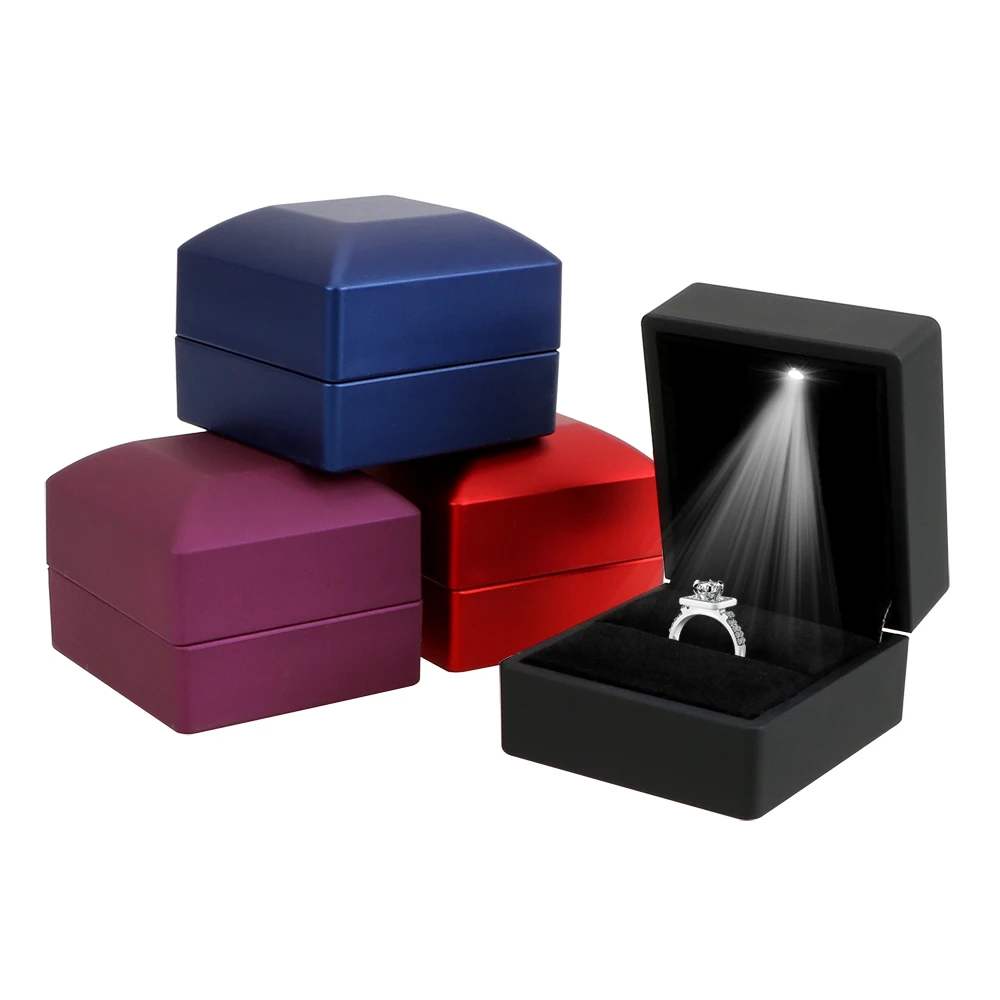 

1pcs LED Lighting Jewelry Display Case Earrings Ring Box For Wedding Engagement