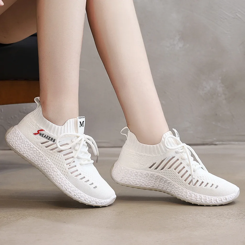 Женские дышащие кроссовки с перфоратором удобные легкие повседневные на шнурках