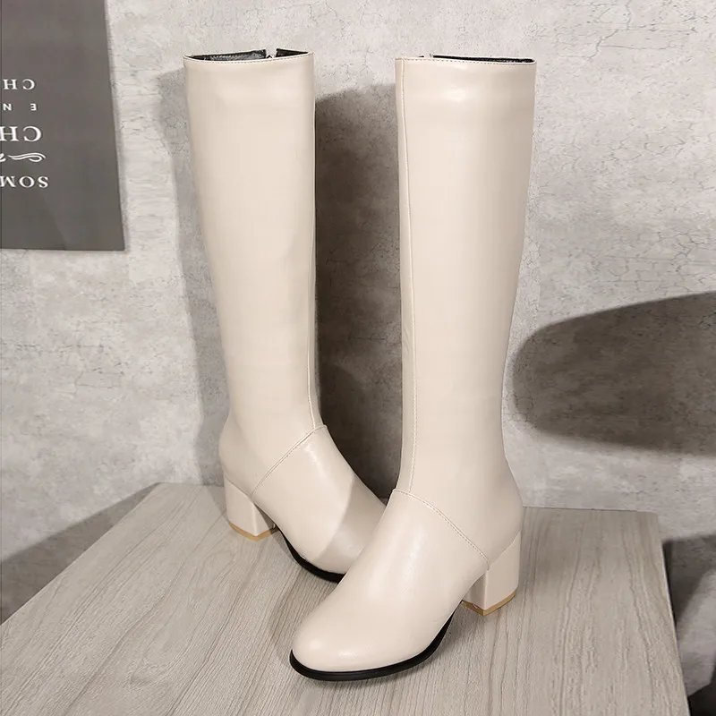 beige Short plush Большие размеры 32-45; женские сапоги до колена; женская обувь на толстом высоком каблуке; женские зимние сапоги; обувь на платформе на молнии с пряжкой и ремешком - Цвет: beige Short plush