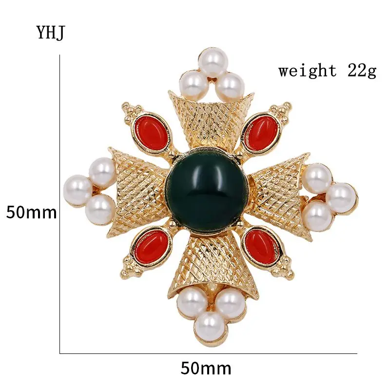 Новинка 2018! брошь в виде груди красного и зеленого цветов|Броши| |