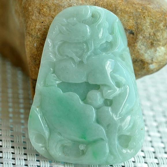 Изысканный кулон в виде лотоса из натурального нефрита j9 #|Подвески| |