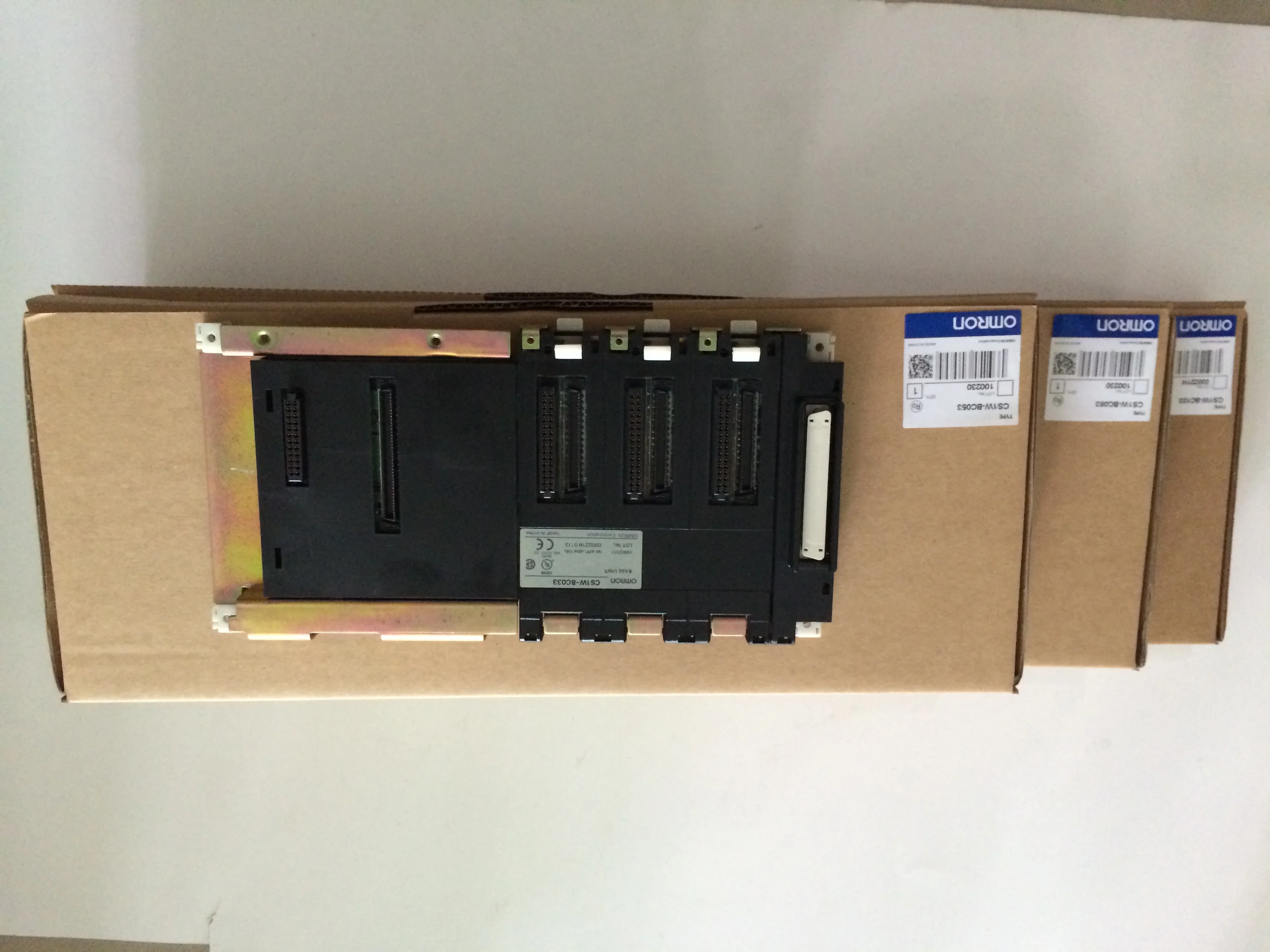 

New original floor C200HW-BC081-V1/C200HW-BI081 Quality Assurance 1 year