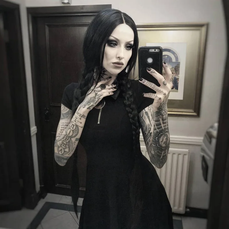 Женское платье мини с коротким рукавом черное в стиле панк круглым вырезом и лето