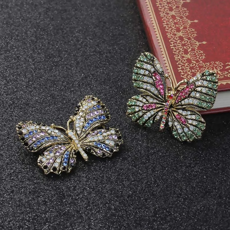Элегантные бабочки знаки Брошь Значки Винтаж Кристалл Ринестоун Свадебный банкет Значки декор Корсаж Ювелирные изделия Подарки на День матери.