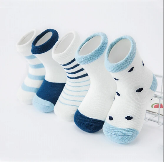 

New 0-12 Y child socks autumn and winter dot stripe combed cotton sports sock tube kids children socks 8 pattern