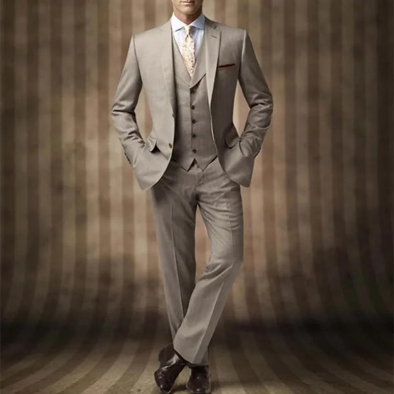 New Groomsmen Notch Lapel Groom Tuxedos Khaki Mens Suits 2017 Wedding costume homme Best Man Blazer men suit (Jacket+Pants+Vest)