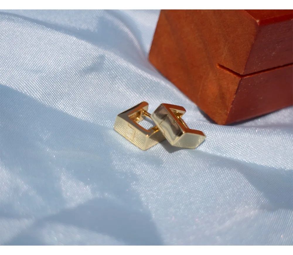 925 sterling silver personality cold wind geometry 3D stereo square ear ring ear bone ear buckle trend female silver ear jewelry