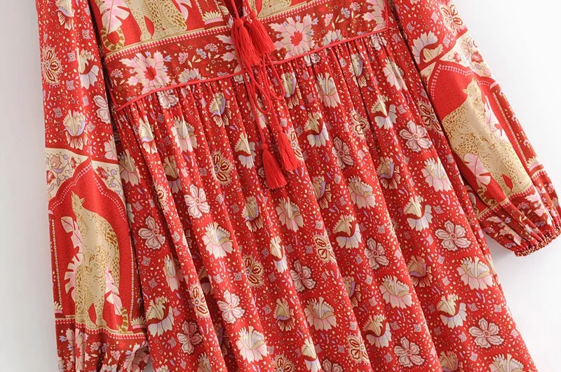 Богемное платье в стиле бохо на шнуровке с v-образным вырезом и цветочным принтом