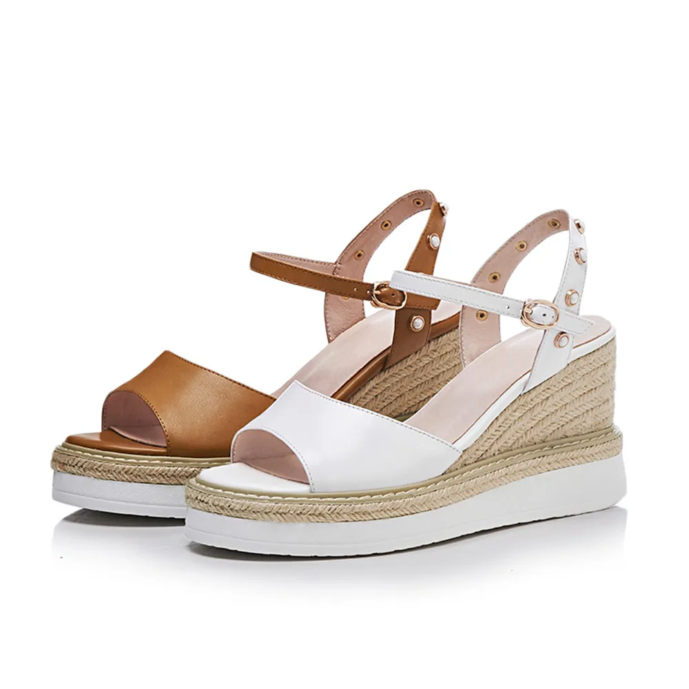 Женские босоножки на танкетке Smirnova черные из натуральной кожи платформе и