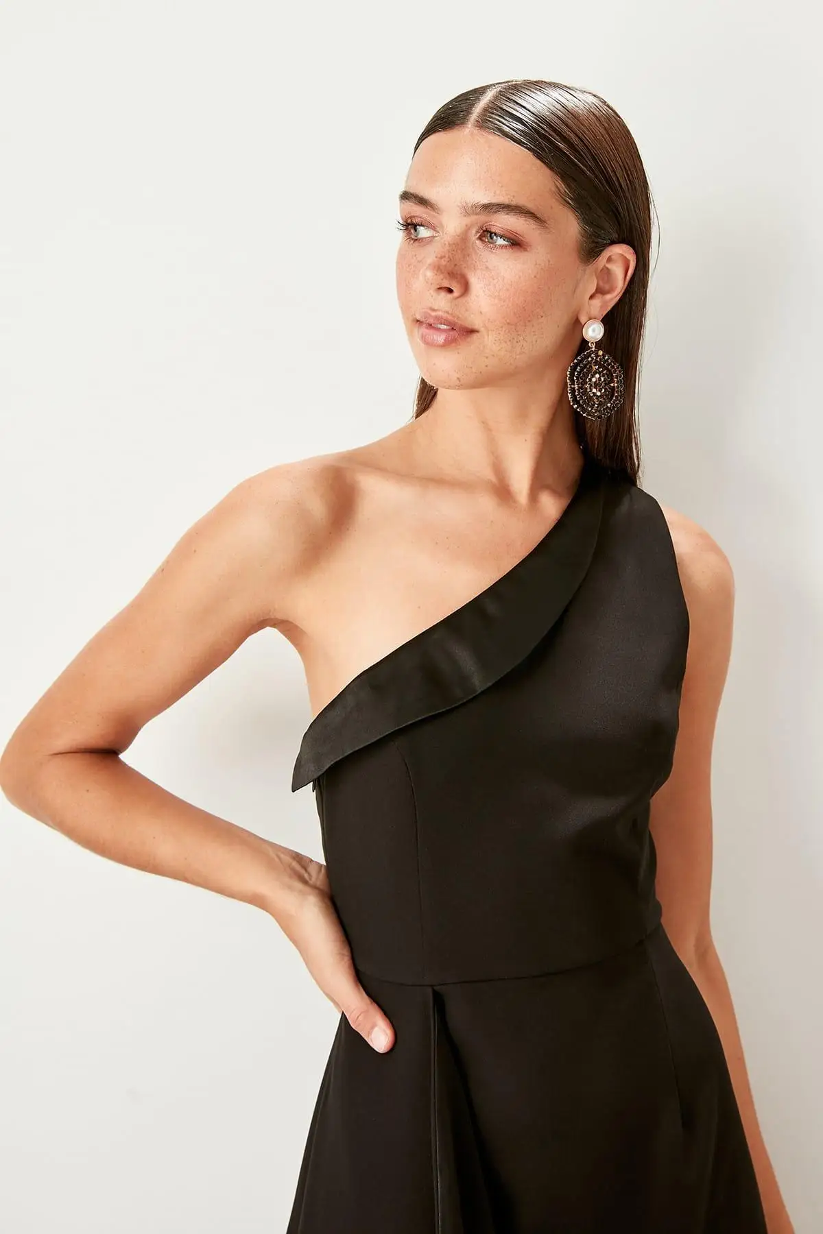 Trendyol черное платье с воротником TPRSS19FZ0309|Женские платья| |