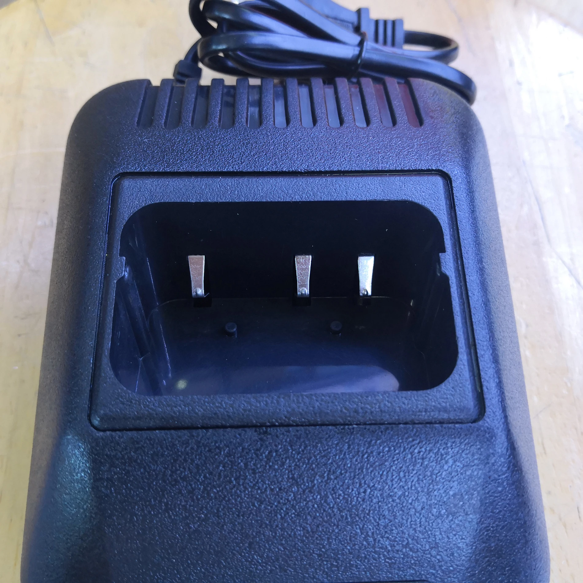 Зарядное устройство NI-MH для портативной рации Kenwood TK-3207/2207/3207G/2207G и т. Д. только