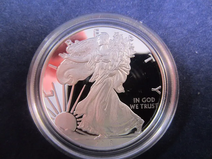 2018 Silver Горячая золотая монета американский золотой Орел 1 сувенирная монета. 999 Bullion Золотая круглая монета, американский золотой Орел 1 унций - Цвет: 2018 Silver