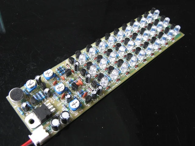 

DIY Kits Voice Control Indicator Level 3 Sections 10 Point Indicating LED Red/Blue/Green Electronic Production Kit