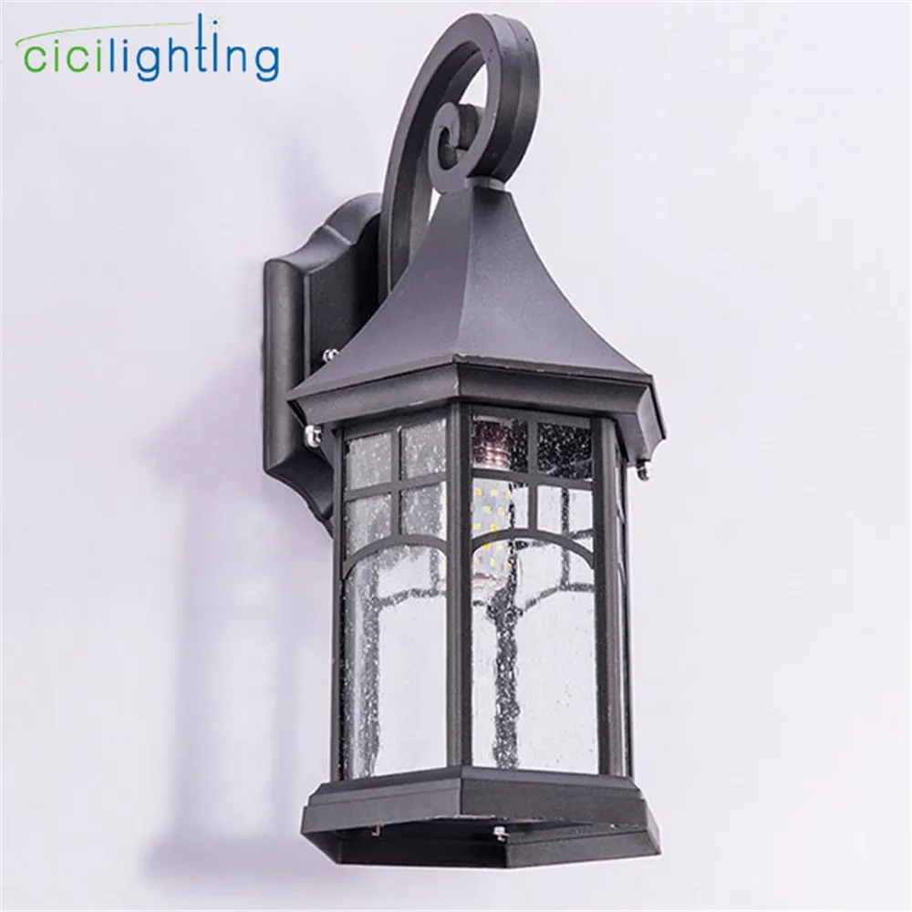 Economici Illuminazione Esterna Nera Del Supporto Della Parete Del Portico Del Patio Esterno 5W Ha Condotto Gli Apparecchi Esterni Della Lanterna Della Parete Con La Tonalità Di Vetro Seminata Chiara