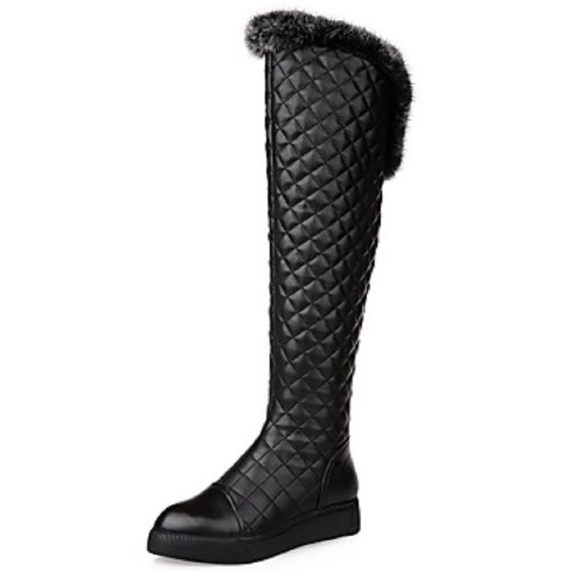 Женские сапоги до колена на низком каблуке из плюша цвет белый черный женские
