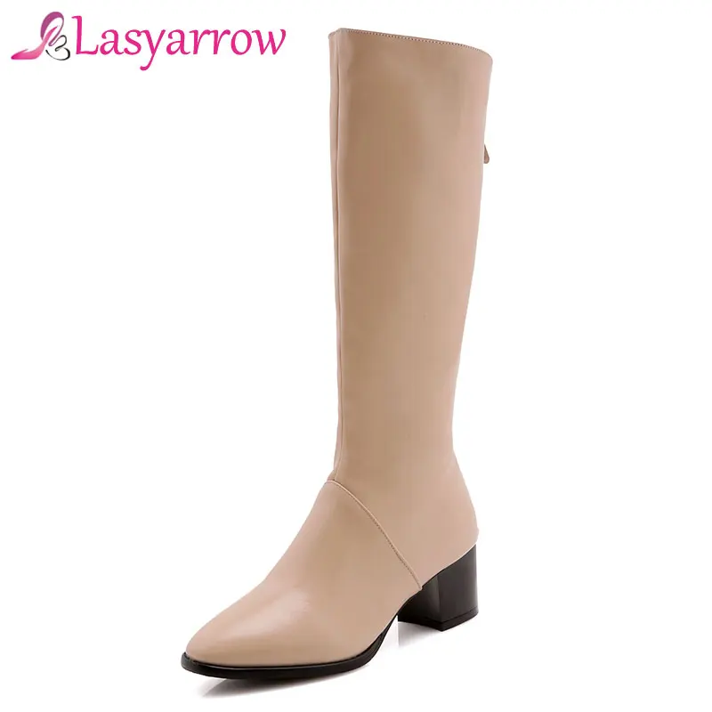 Lasyarrow/рыцарские сапоги на молнии сзади; Цвет черный, красный, бежевый; рыцарские сапоги на квадратном каблуке средней высоты; сапоги до колена с заостренным носком в байкерском стиле