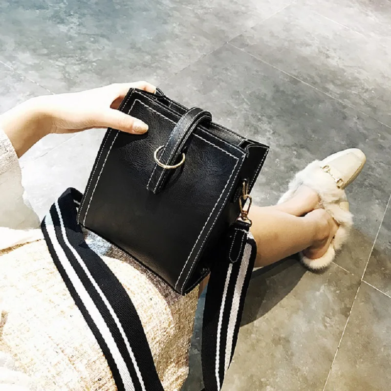 Весенняя винтажная кожаная женская сумка через плечо сумочки мессенджер широкий