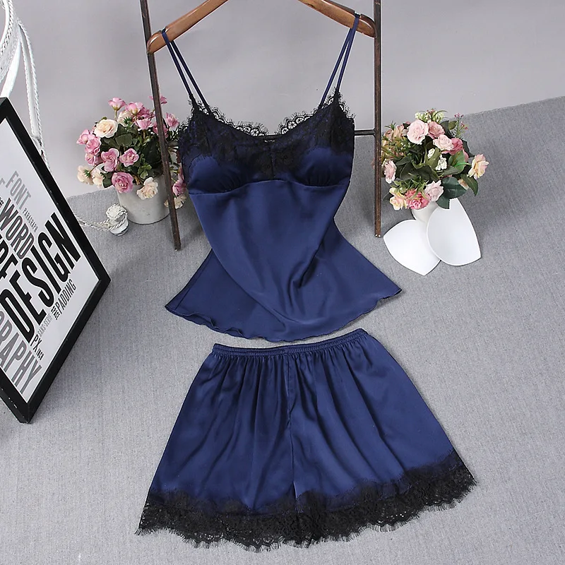 Женский пижамный комплект черный из 2-х предметов топ на бретельках и штаны