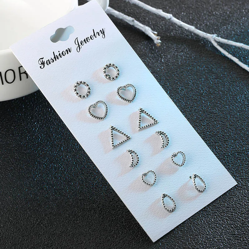 Серьги гвоздики женские геометрической формы элегантные украшения в форме