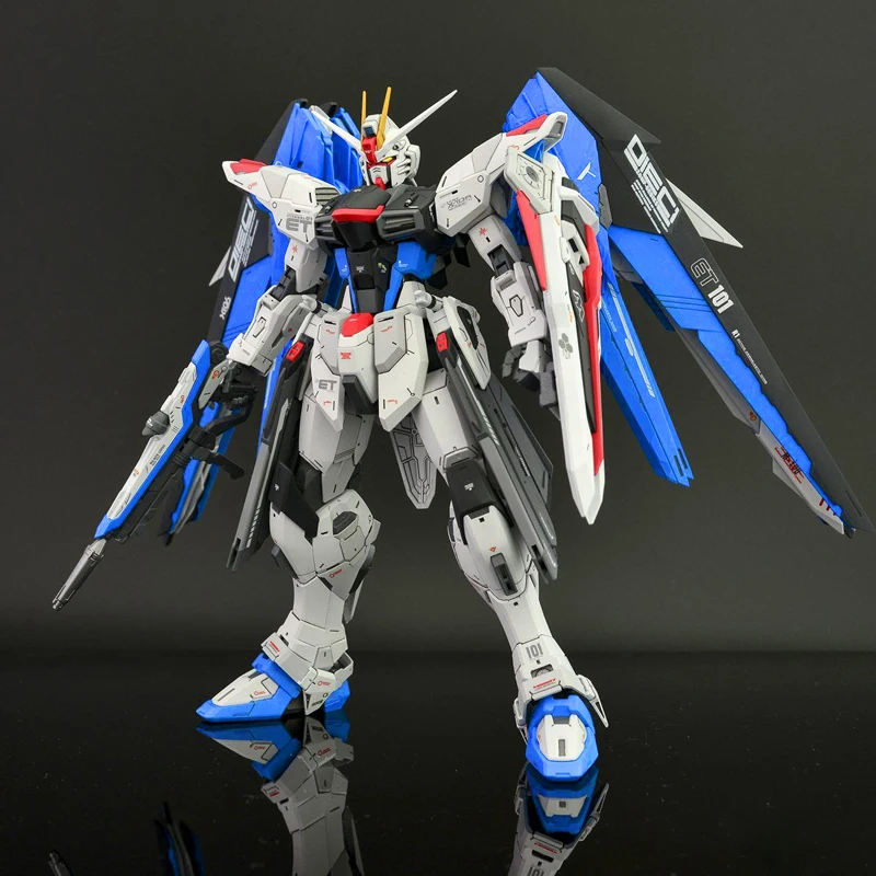 Аниме хобби MG 1/100 Страйк Фридом Gundam Ver 2 0 модель синего робота горячие детские