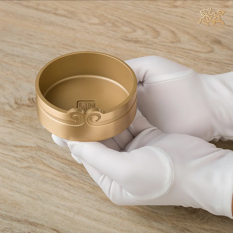 

Limited Edition Works Ashtray Jewelry Box Full Copper Pendant Gifts Ashtray