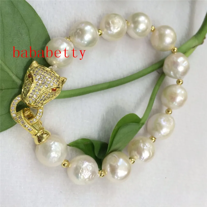 

NEW HUGE NATURAL 12 - 13MM australia seas south white pearl bracelet 8inches leopard clasp 8"