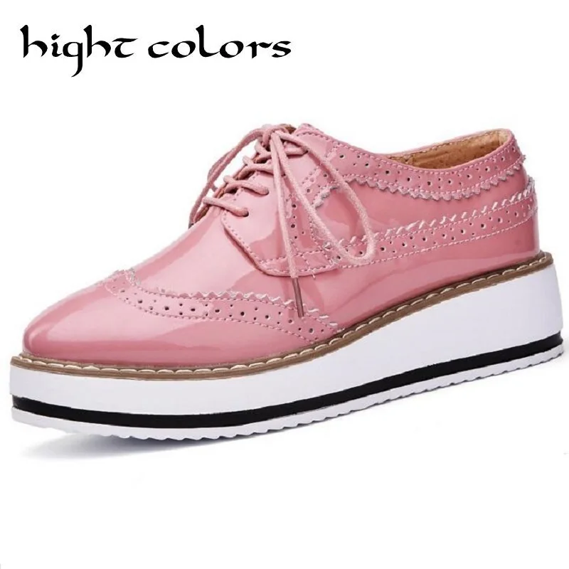 Брендовая женская обувь на платформе Цвет абрикосовый черный с перфорацией типа