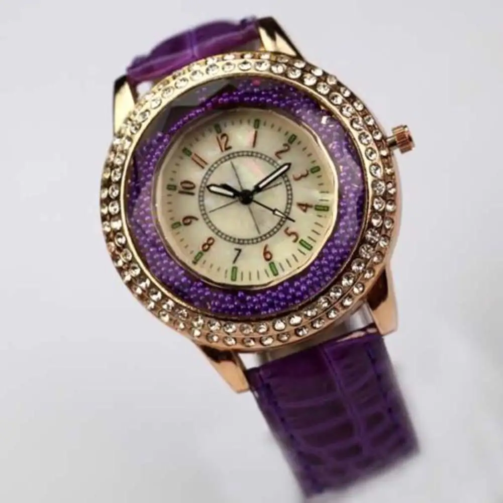 Женские часы с браслетом и кристаллами женские модные кварцевые Круглым