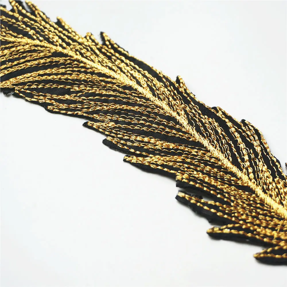 Золотые черные вышитые нашивки с хвостом из перьев 2 шт. приклеивающиеся