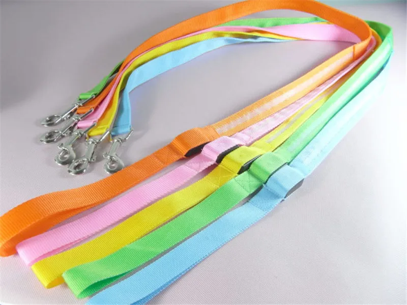 Высококачественная цветная нейлоновая светодиодная мигающая поводок для собак