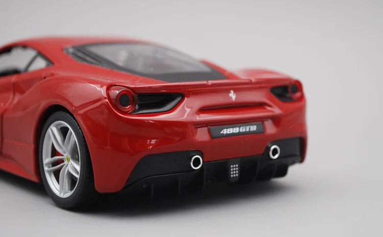 Суперходовая модель автомобиля Bburago 1:24 laFerrari 488 GTB из красного сплава|Статуэтки и
