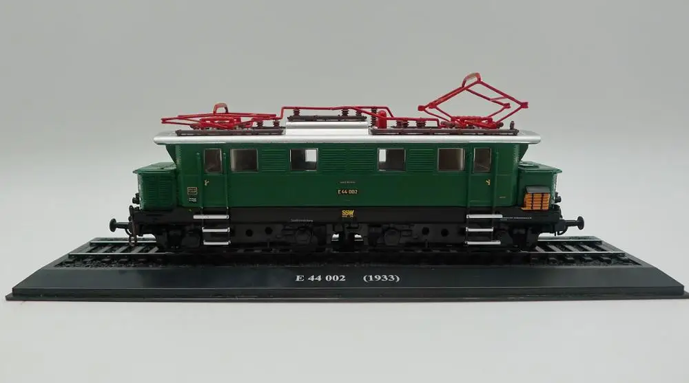 Atlas TRAIN E 44 002(1933) 1/87 литая модель