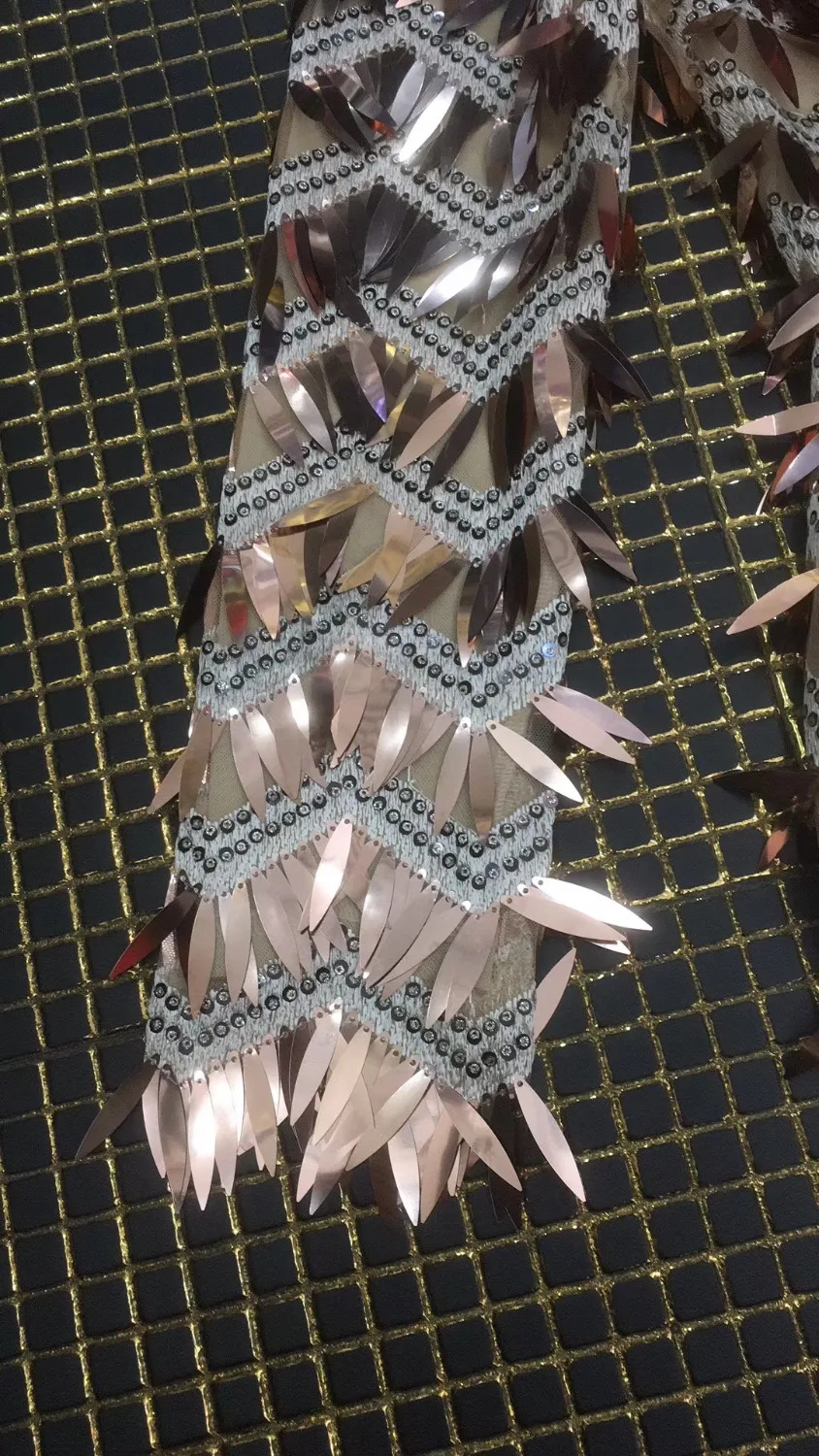 Новейшее Сексуальное Женское зимнее платье с v-образным вырезом и пайетками 2019