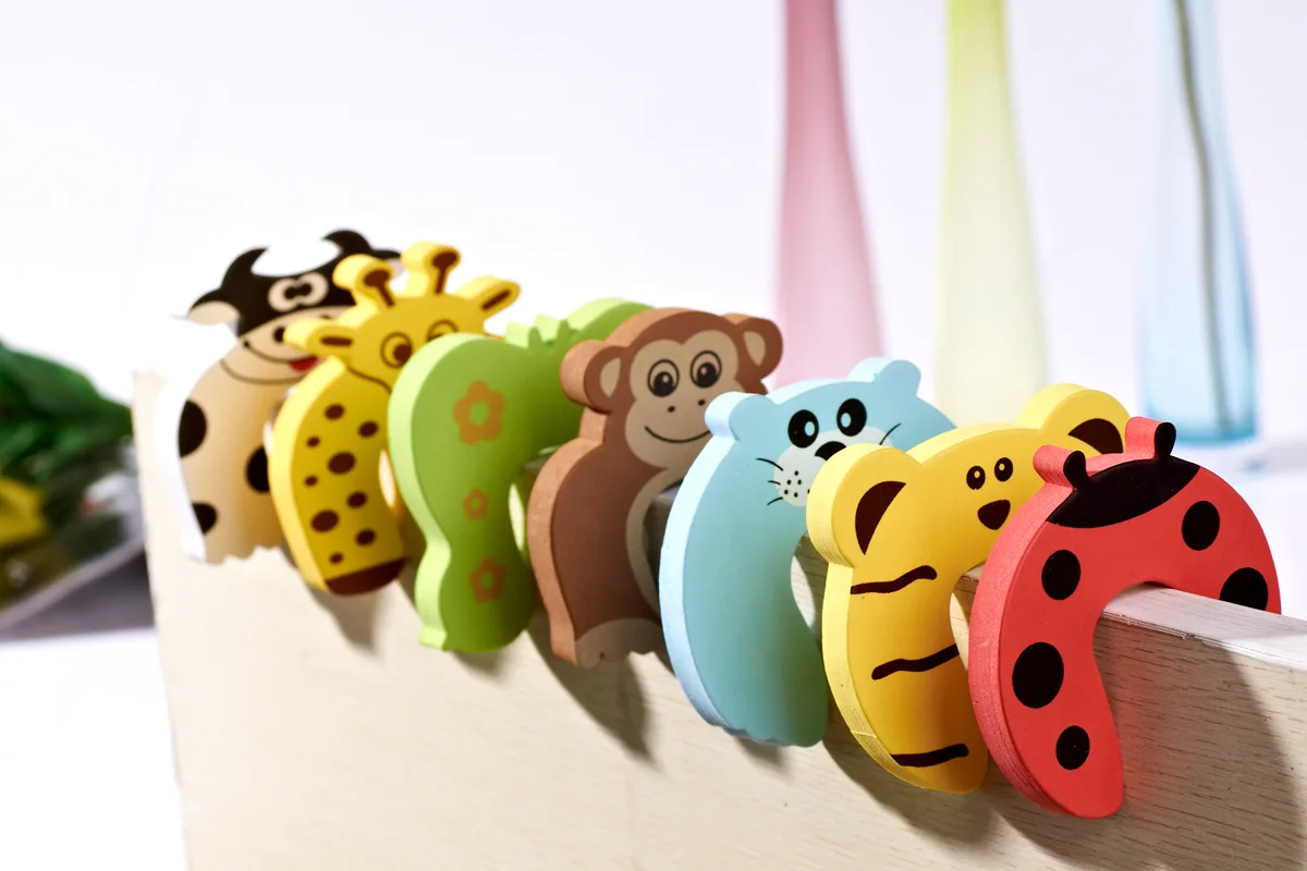 10pcs/ lot) Child safety cartoon door card door stop doors safety products transparent bag softcover YYT198