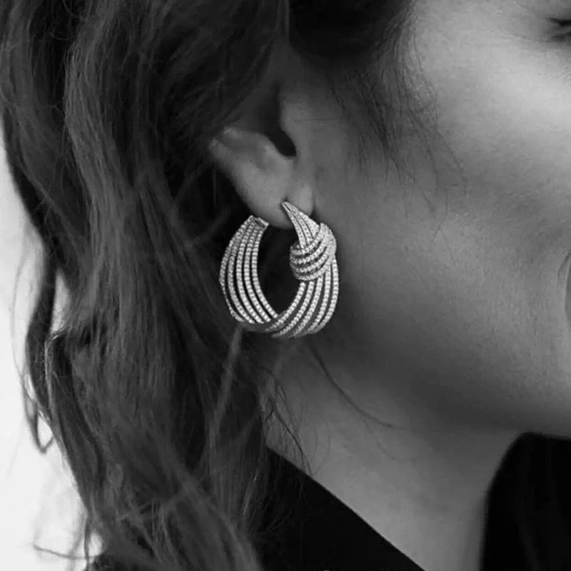 Модные Белые Цвет кубический цирконий CZ Серьги гвоздики акцентом Вдохновленный