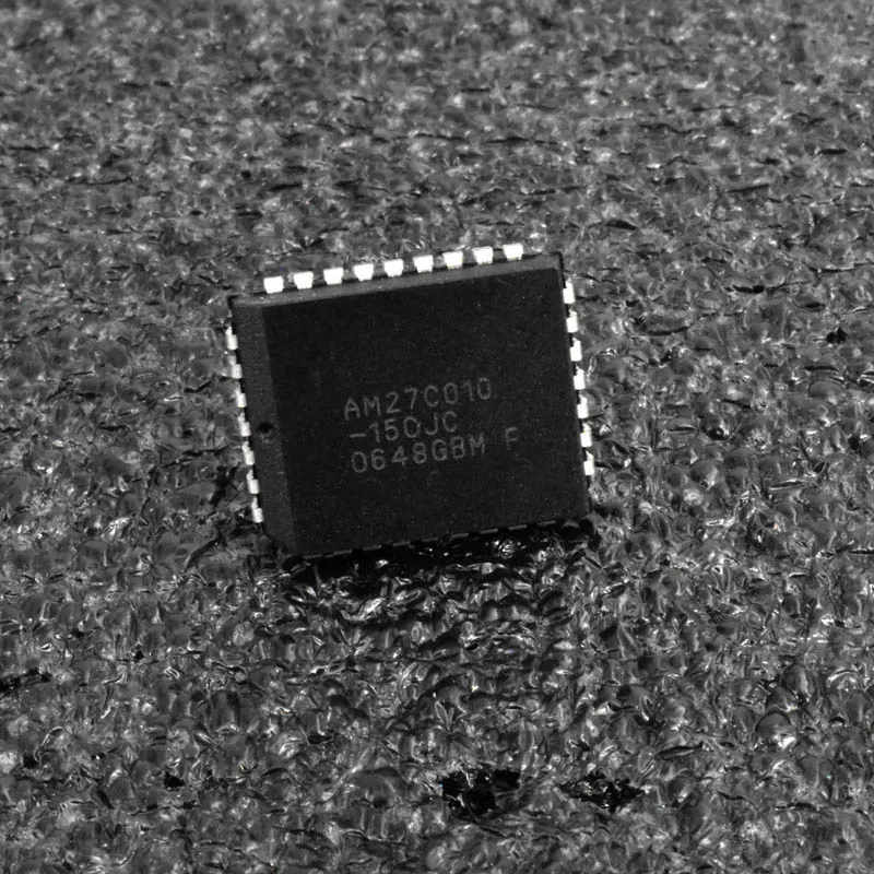 AM27C010 150JC PLCC 32 1 мегабит (128K x 8 бит) CMOS EPROM (174 08 k)|Интегральные схемы| |