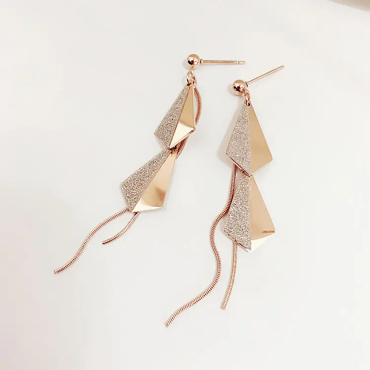 Двойные треугольные серьги из титановой стали с косыми геометрическими фигурами