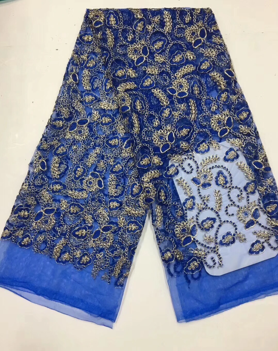 2018 Высококачественная африканская кружевная ткань золотистая красная синяя