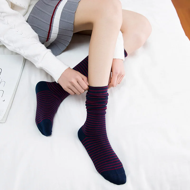 [COSPLACOOL] Модные носки в стиле колледжа полоску три цвета длинные женские теплые